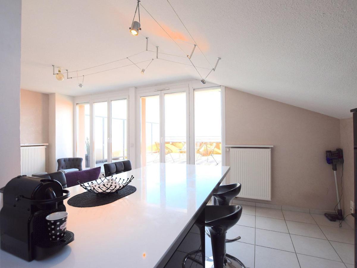 Spacieux Appartement Avec Terrasse, Animaux Admis Et Parking - Fr-1-498-69 Évian-les-Bains Buitenkant foto
